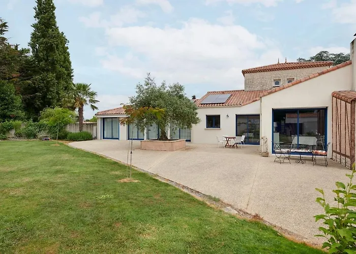 Tour Marechal - D'exception 别墅 L'Herbergement